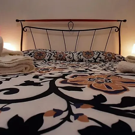 A Casa Di Cleo Bed & Breakfast *